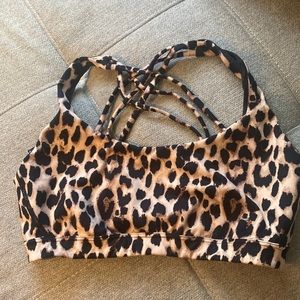 Victoria’s Secret Size Medium Cheetah Sports Bra
